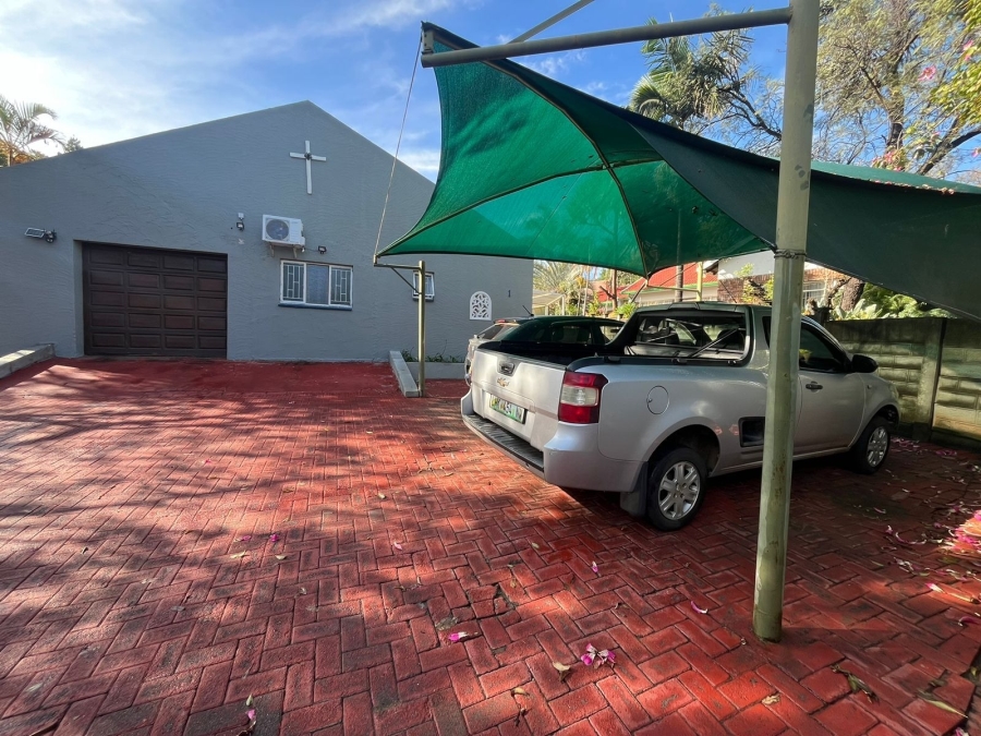 To Let 3 Bedroom Property for Rent in Safari Gardens North West
